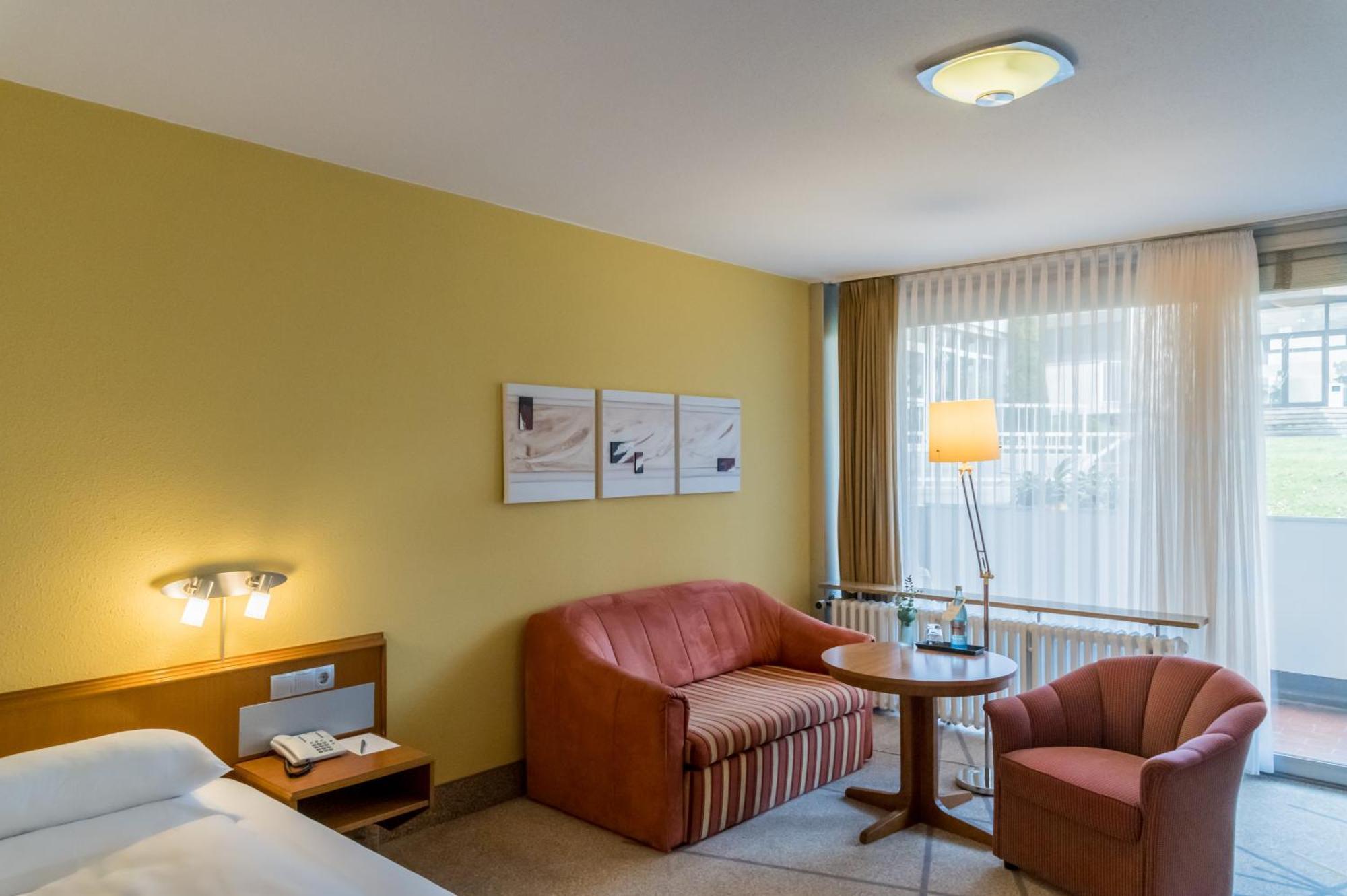 Hotel Frankenland บาดคิสซินเงิน ภายนอก รูปภาพ