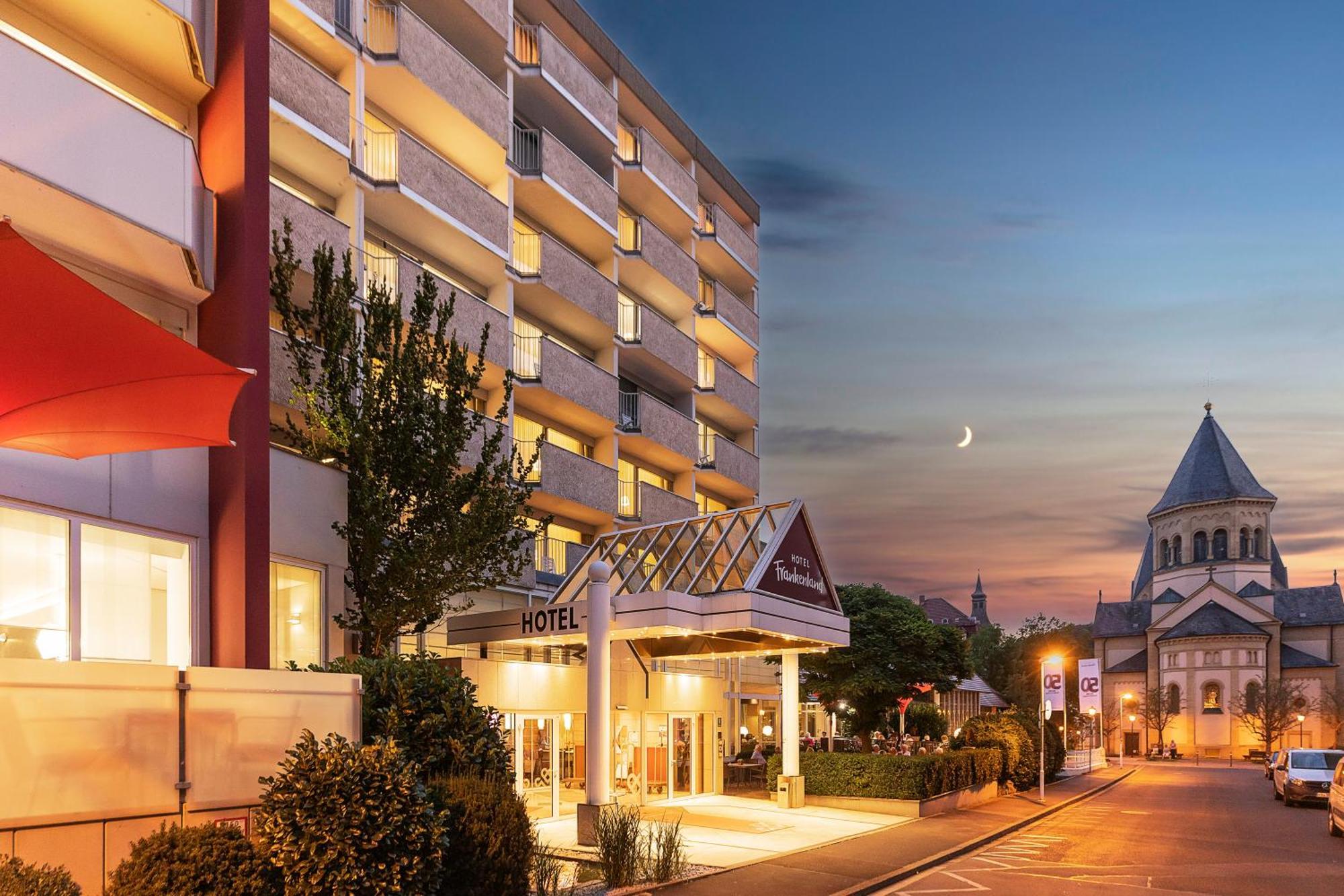 Hotel Frankenland บาดคิสซินเงิน ภายนอก รูปภาพ