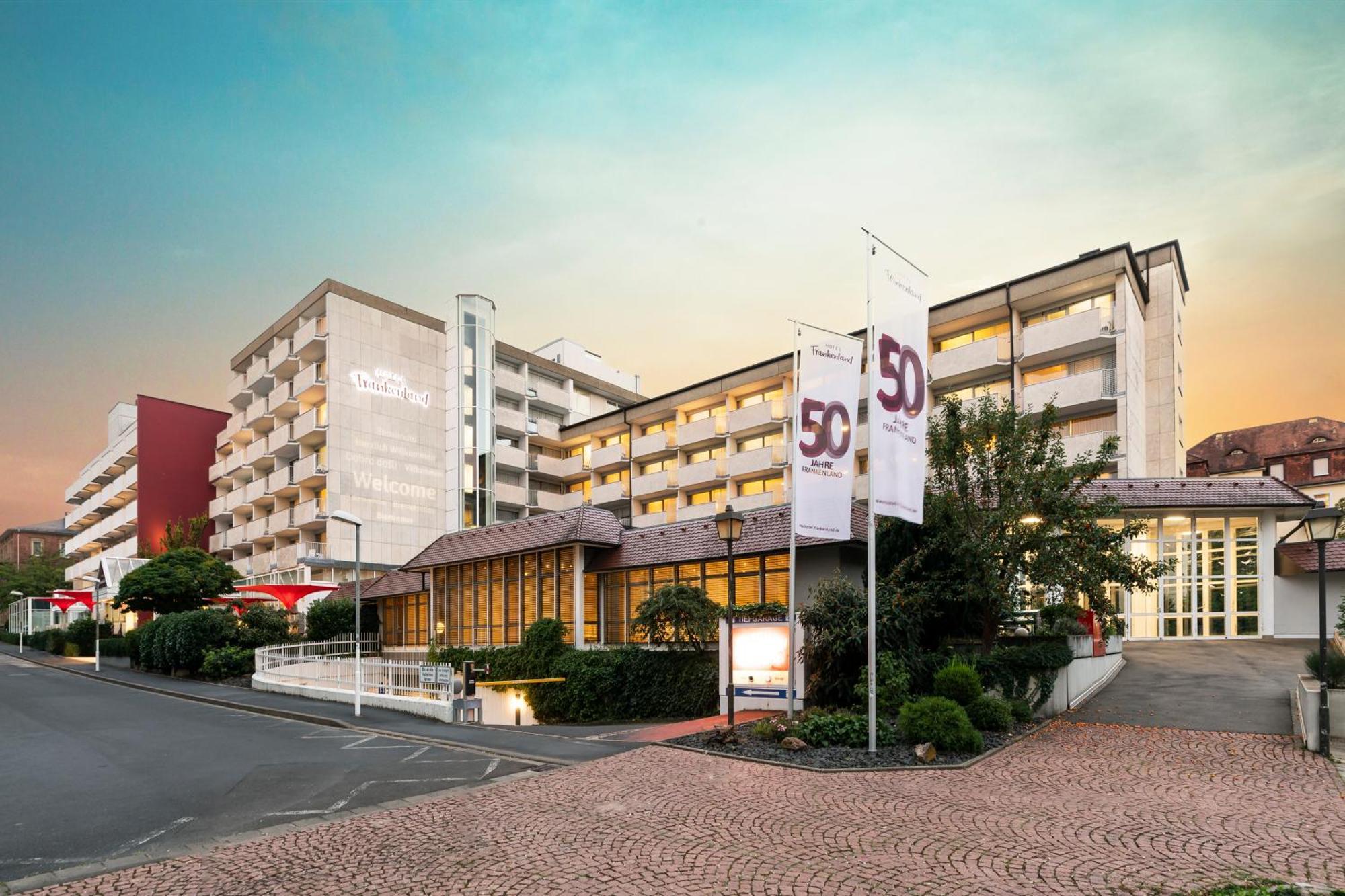 Hotel Frankenland บาดคิสซินเงิน ภายนอก รูปภาพ