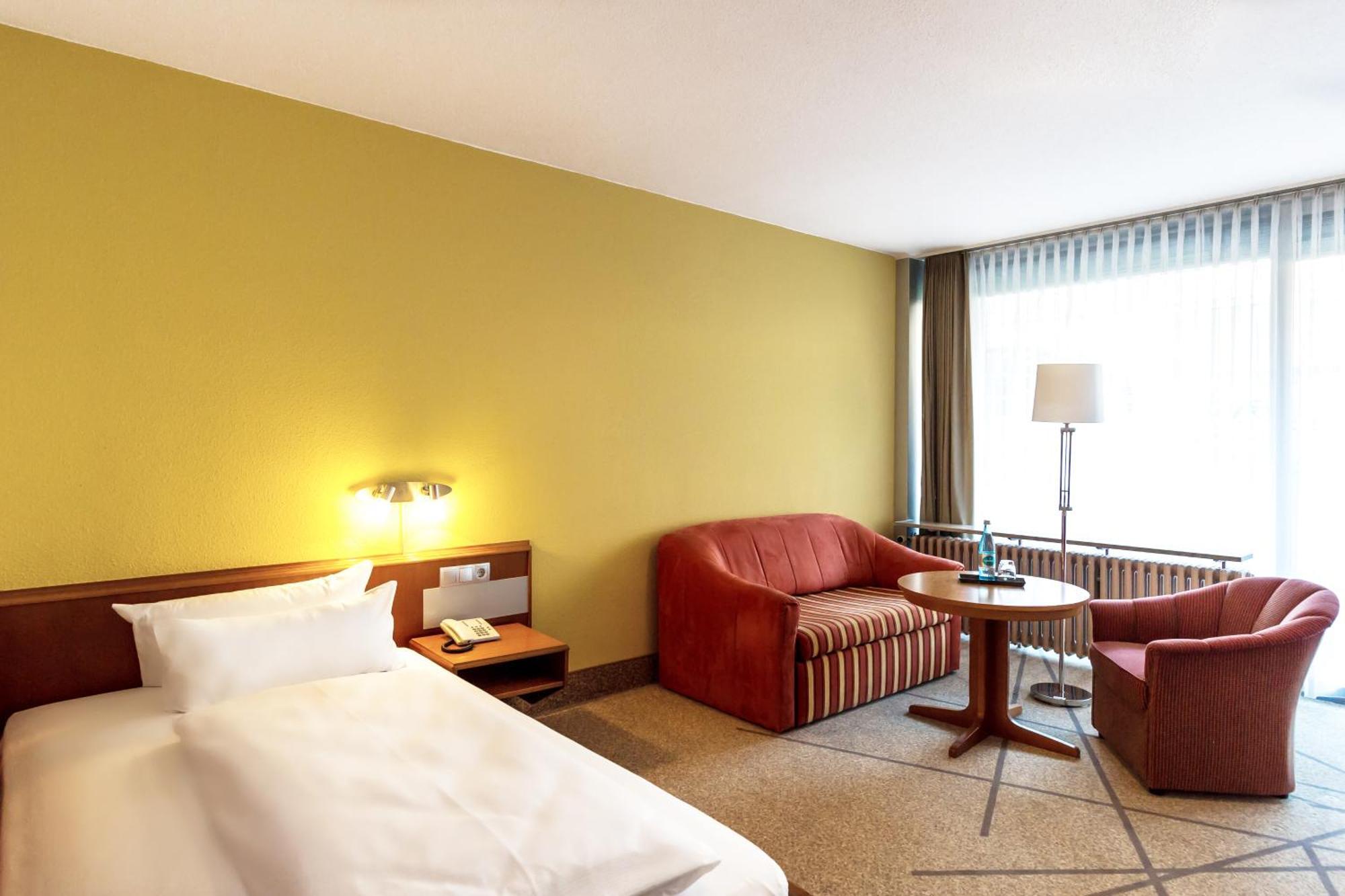 Hotel Frankenland บาดคิสซินเงิน ภายนอก รูปภาพ