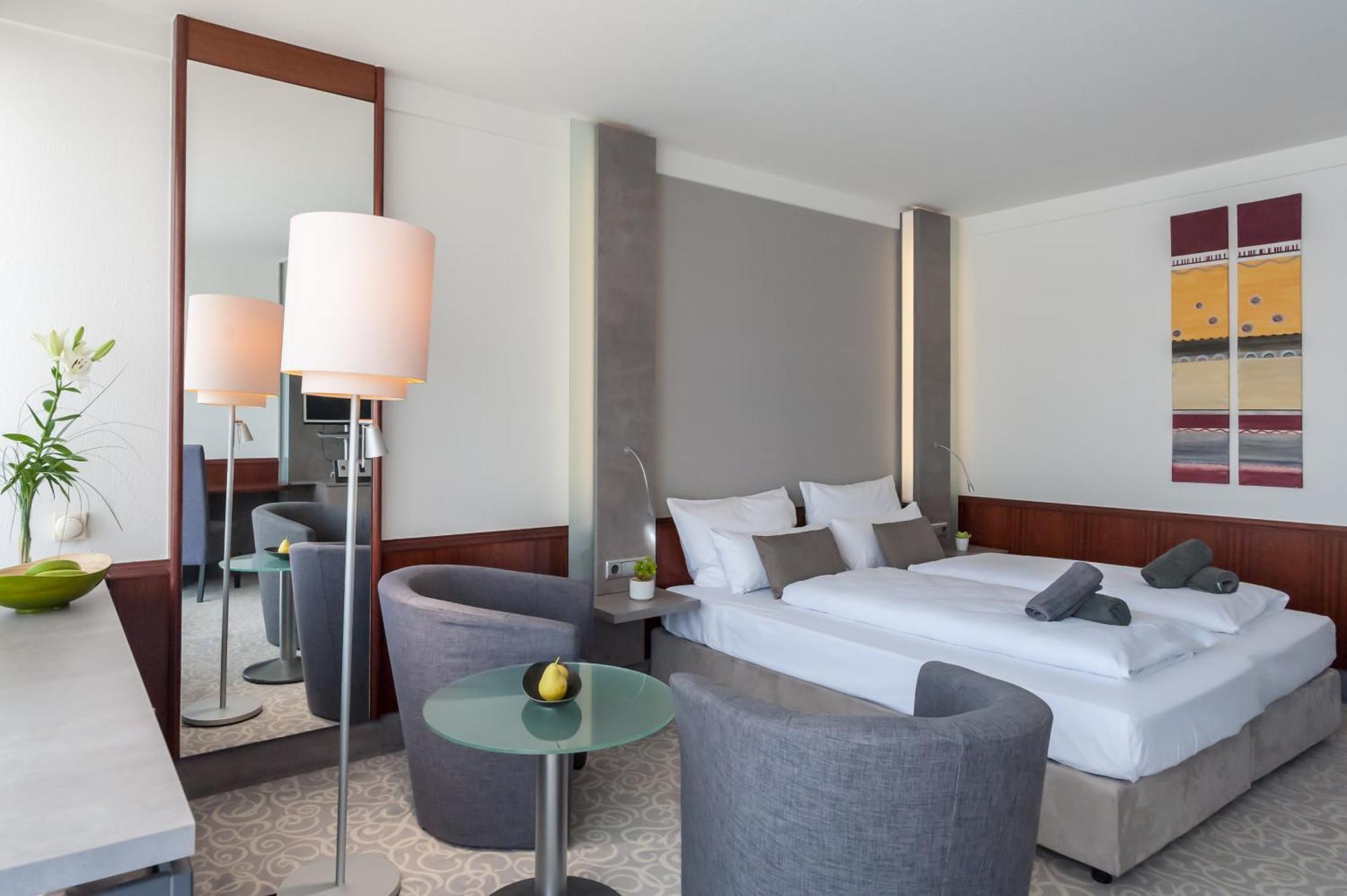 Hotel Frankenland บาดคิสซินเงิน ภายนอก รูปภาพ